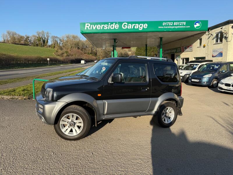 SUZUKI JIMNY 1.3 SZ4