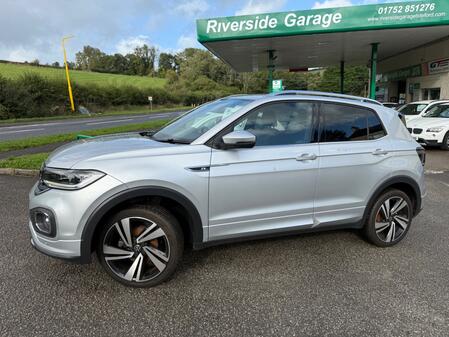 VOLKSWAGEN T-CROSS 1.0 TSI R-Line