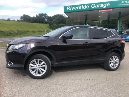 NISSAN QASHQAI ACENTA PREMIUM DIG-T