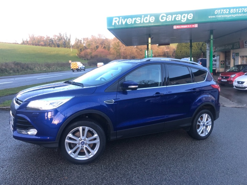 FORD KUGA