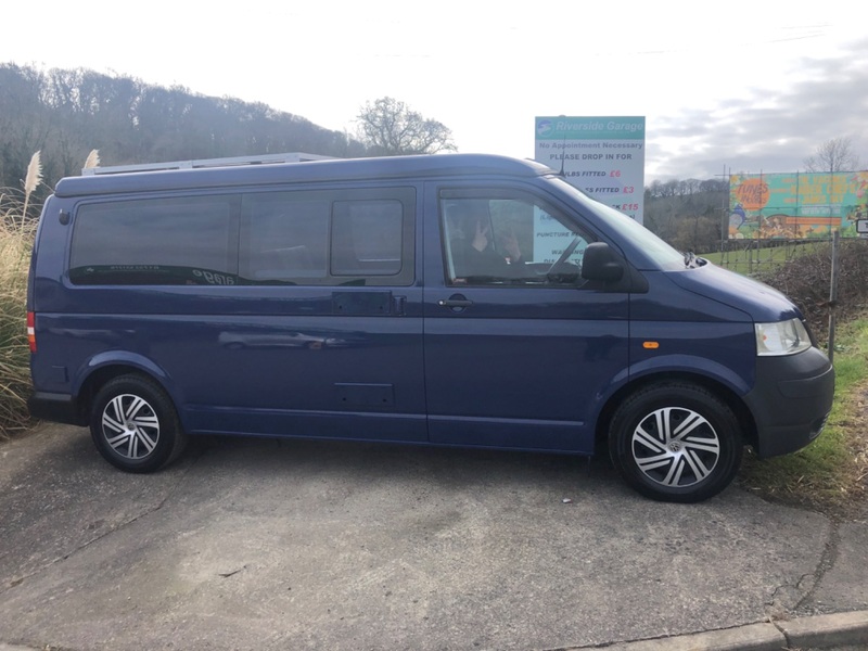 VOLKSWAGEN TRANSPORTER